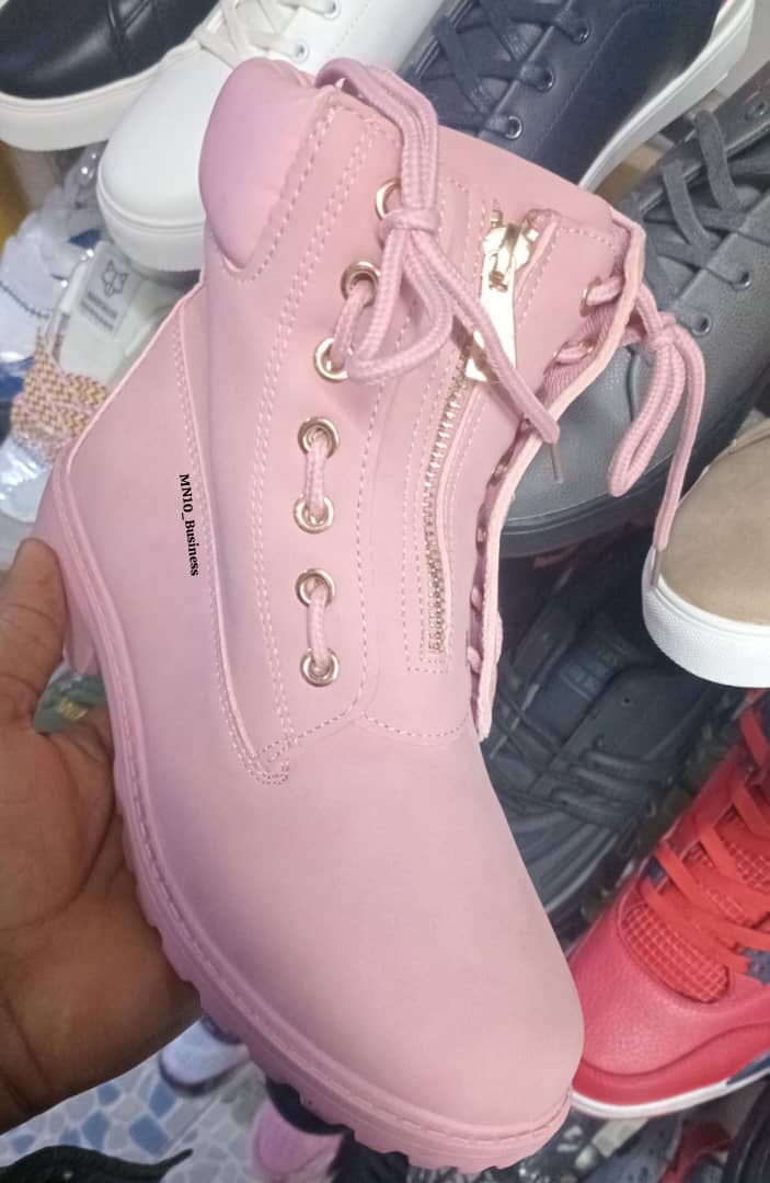 Viatu Fashion Yakisasa na Imara