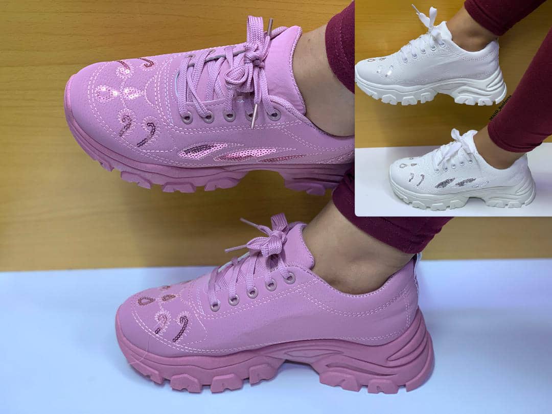 Viatu Fashion Yakisasa na Imara